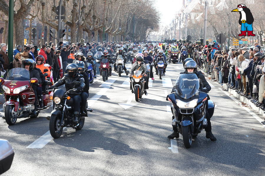 Ambiente en el desfile de banderas de Pingüinos en Valladolid (Parte 7)