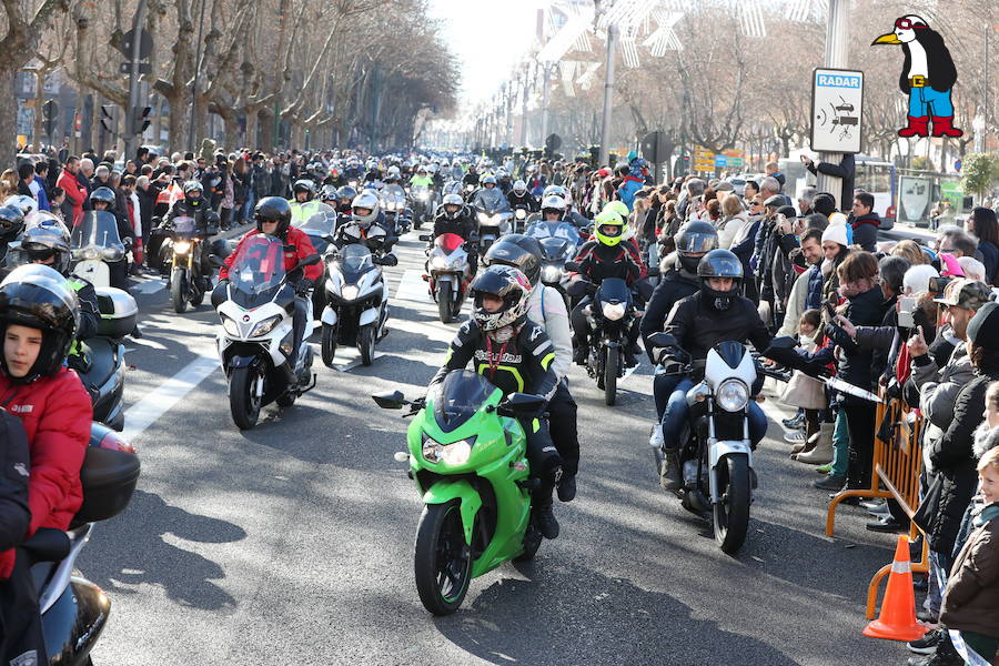 Ambiente en el desfile de banderas de Pingüinos en Valladolid (Parte 7)