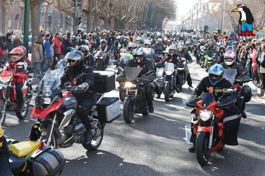 Ambiente en el desfile de banderas de Pingüinos en Valladolid (Parte 7)