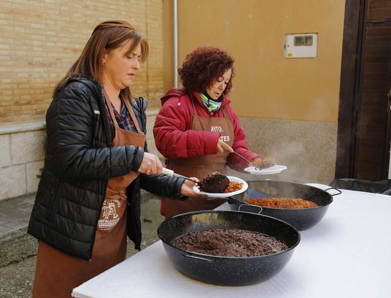 Matanza y fiesta de San Antón en Fuentes de Nava (Palencia)