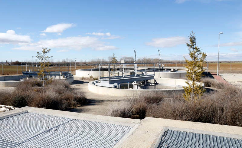 El consejero de Fomento y Medio Ambiente visita las localidades de Villarramiel, Paredes de Nava y Fuentes de Nava