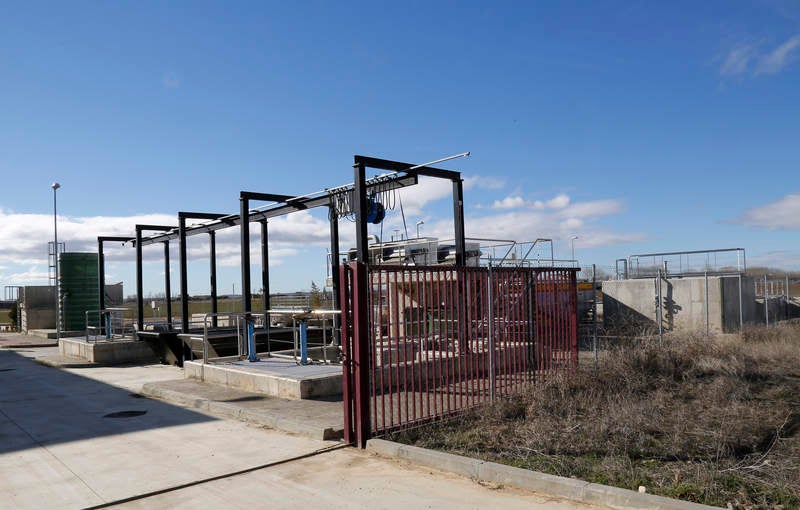 El consejero de Fomento y Medio Ambiente visita las localidades de Villarramiel, Paredes de Nava y Fuentes de Nava