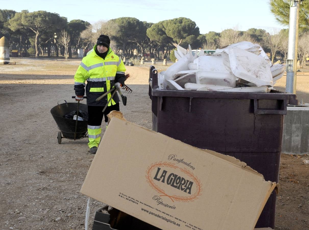 Trabajos de limpieza de los terrenos de la antigua Hípica tras el paso de Pingüinos