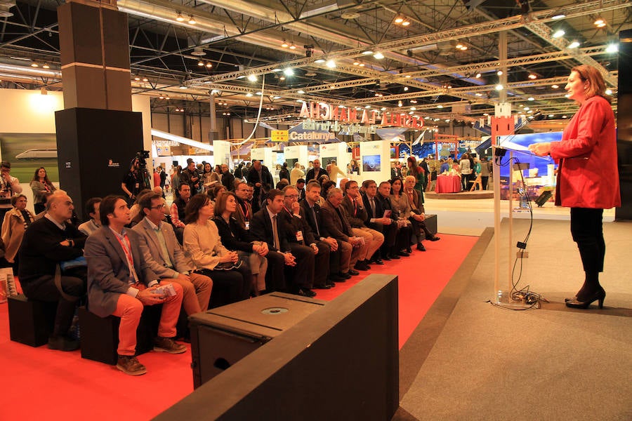 Cuéllar presenta sus Edades del Hombre en Fitur