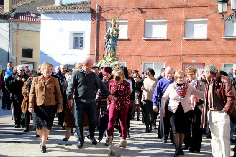 Celebración en Cevico Navero (Palencia) de su día grande en honor a la Virgen de la Paz