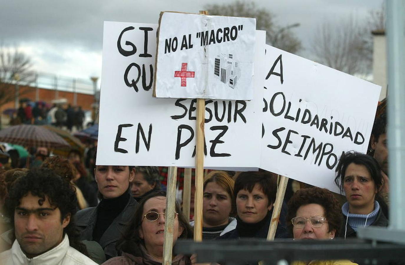 Así protestaban los vecinos contra el &#039;macrocentro&#039; de Cruz Roja en Girón en 2002