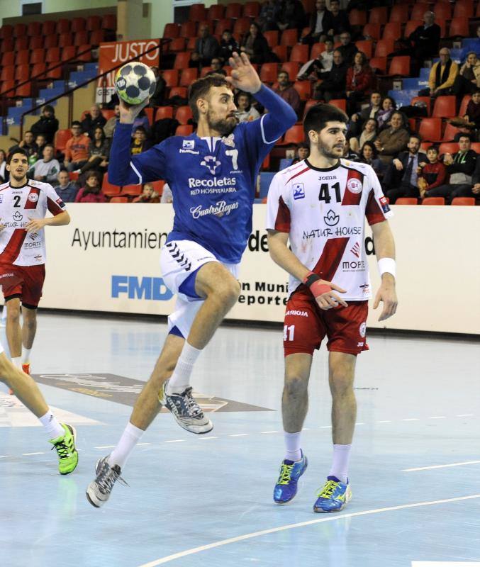 Partido del Atlético Valladolid contra el Naturhouse en el Polideportivo Huerta del Rey (Valladolid)