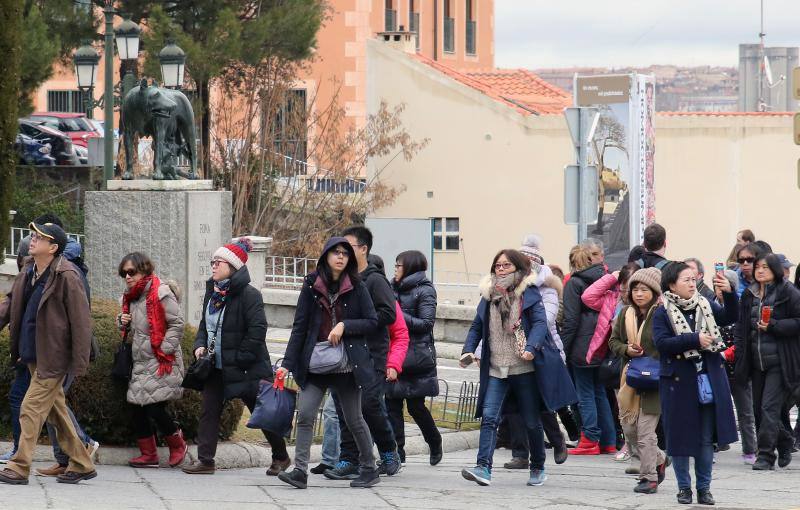 Turistas chinos pasan el Año Nuevo en Segovia