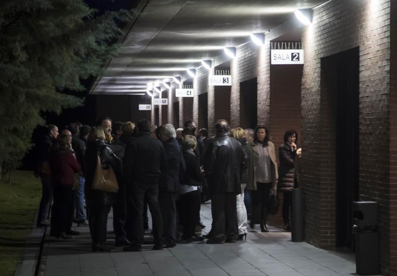 Diversas personalidades acuden al tanatorio para despedirse de Eugenio García del Pozo, padre de la ministra de Agricultura