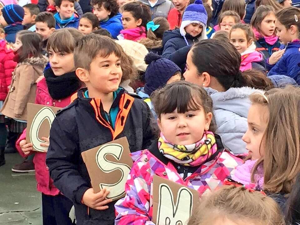 Día de la Paz en el Colegio Jesuitinas de Medina.