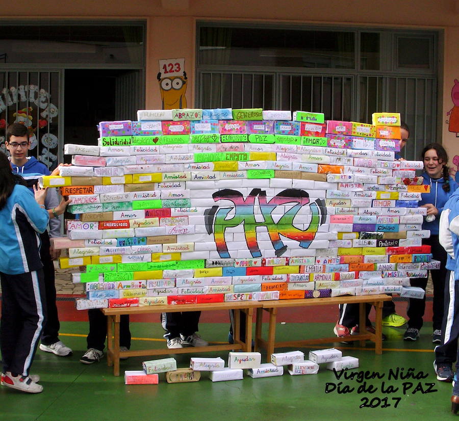 Día de la Paz en el Colegio Virgen Niña.