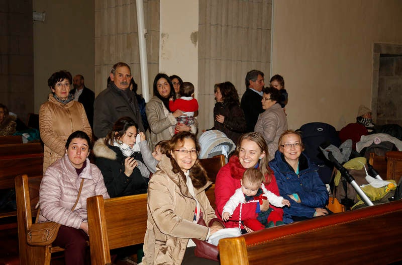 Bajo el manto protector de la patrona