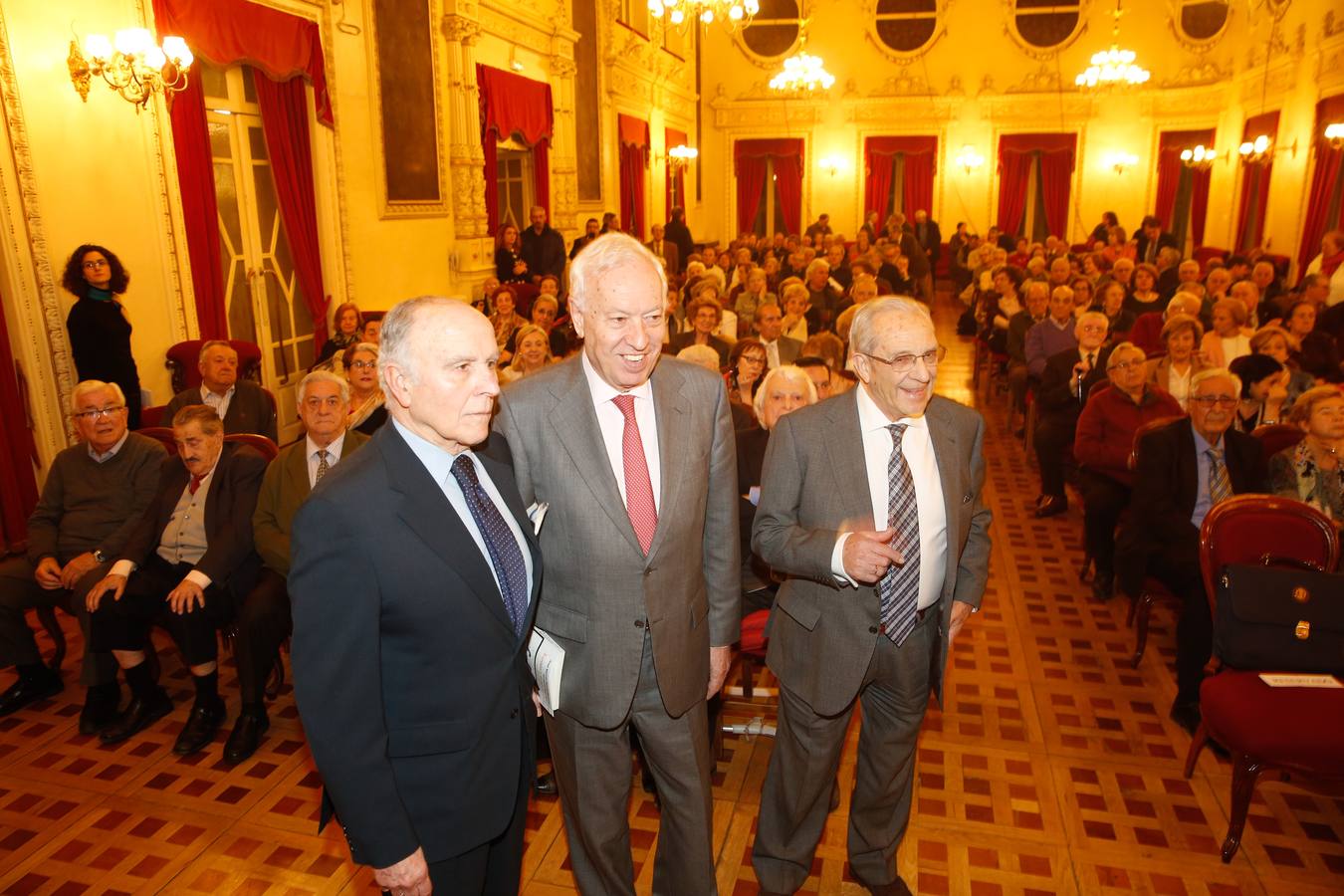 García-Margallo presenta su libro &#039;Europa y el porvenir&#039; en el Club de Opinión Santiago Alba de Valladolid