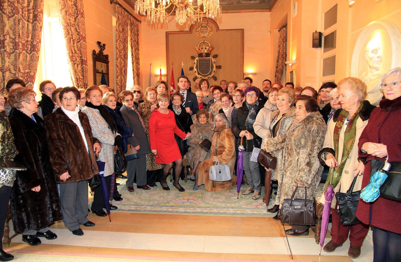 La Asociación de Amas de Casa y Consumidores María del Salto de Segovia rinde homenaje a su fundadora