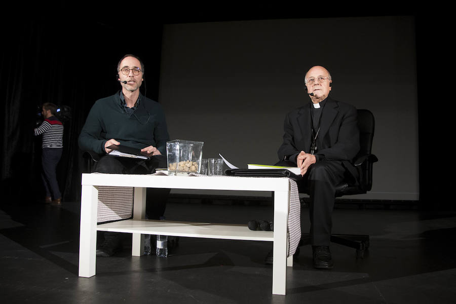 El cardenal arzobispo Ricardo Blázquez presenta su libro &#039;Memoria y gratitud&#039;