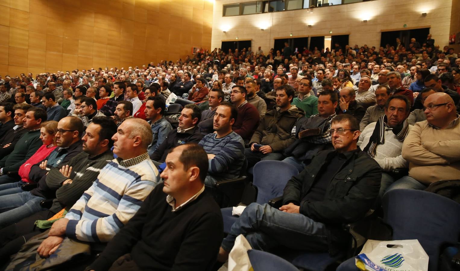 La ministra de Agricultura, Isabel García Terjerina, inaugura en Valladolid la Feria Agraria