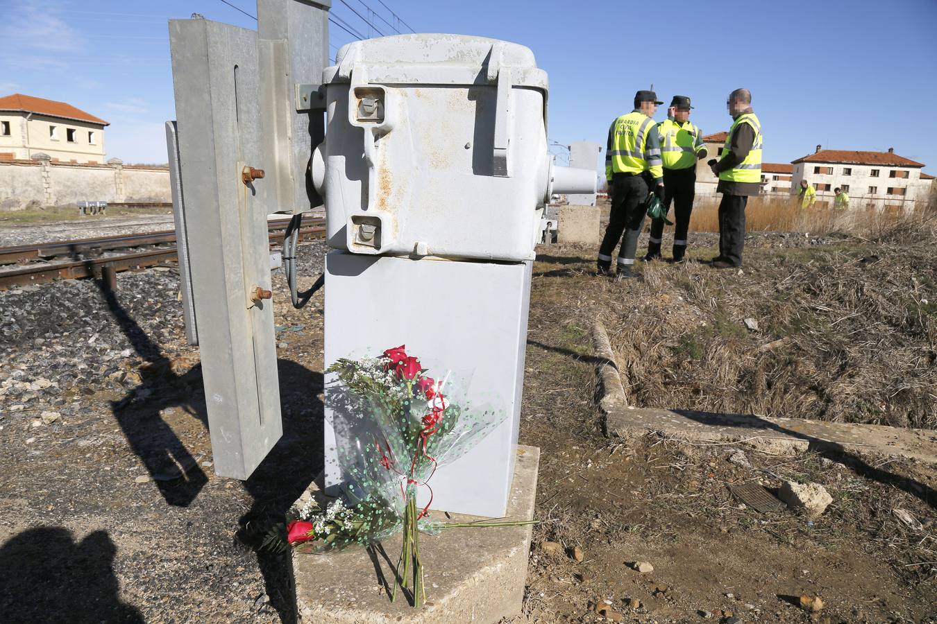 Paso a nivel de Monzón de Campos (Palencia) donde dos jóvenes fueron arrollados por un Alvia