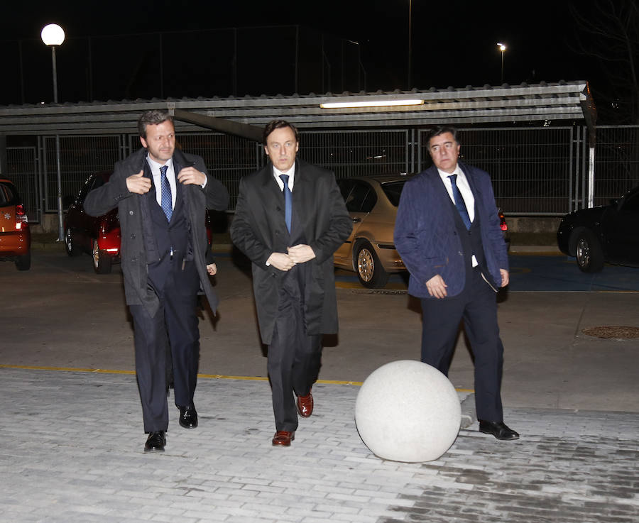 Famosos y personalidades arropan a las familias de los jóvenes arrollados por el tren en Palencia
