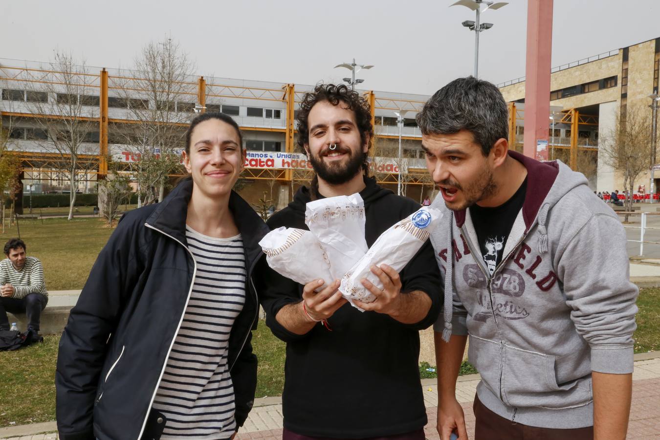 Bocata solidario de Manos Unidas en Salamanca