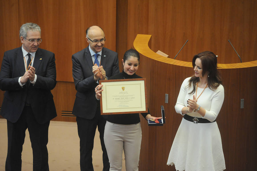 Entrega de medallas en las Cortes de Castilla y León