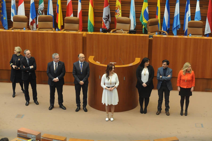 Entrega de medallas en las Cortes de Castilla y León