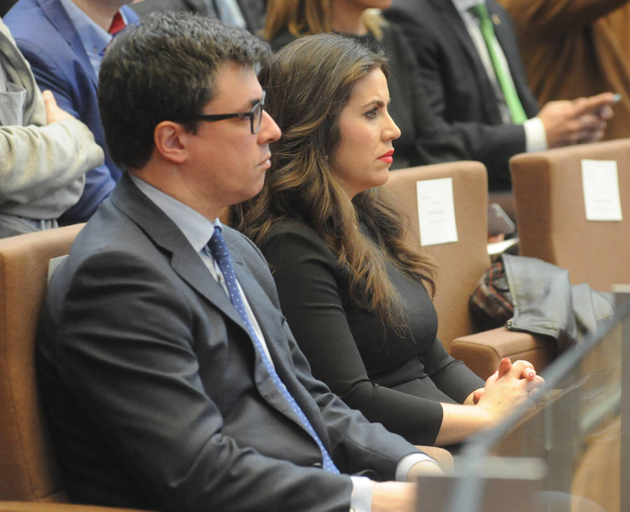 Entrega de medallas en las Cortes de Castilla y León