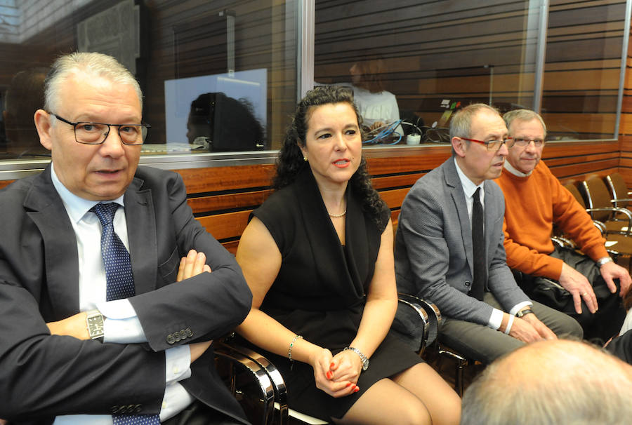 Entrega de medallas en las Cortes de Castilla y León