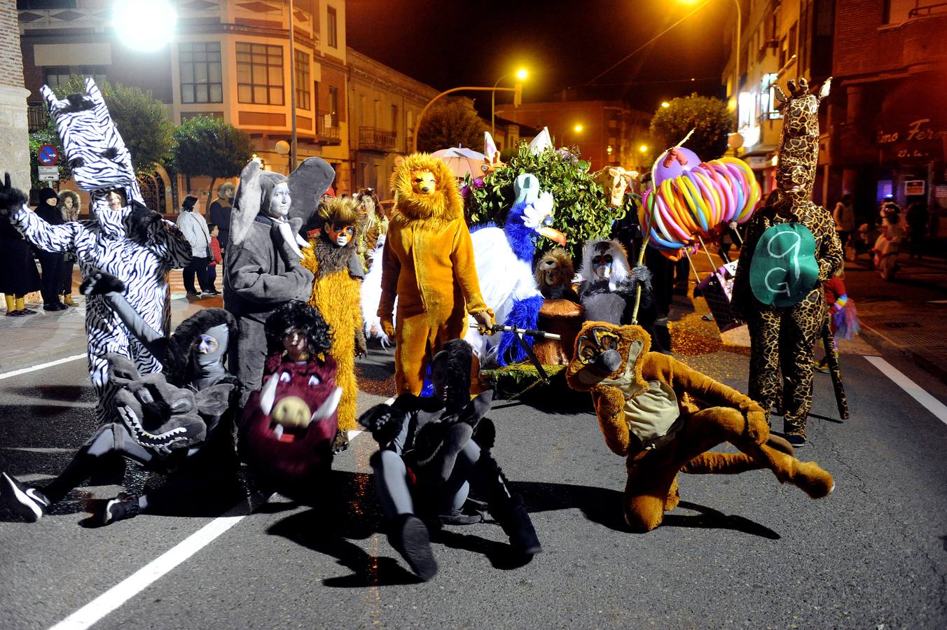 Desfile de Carnaval por las calles de Medina del Campo