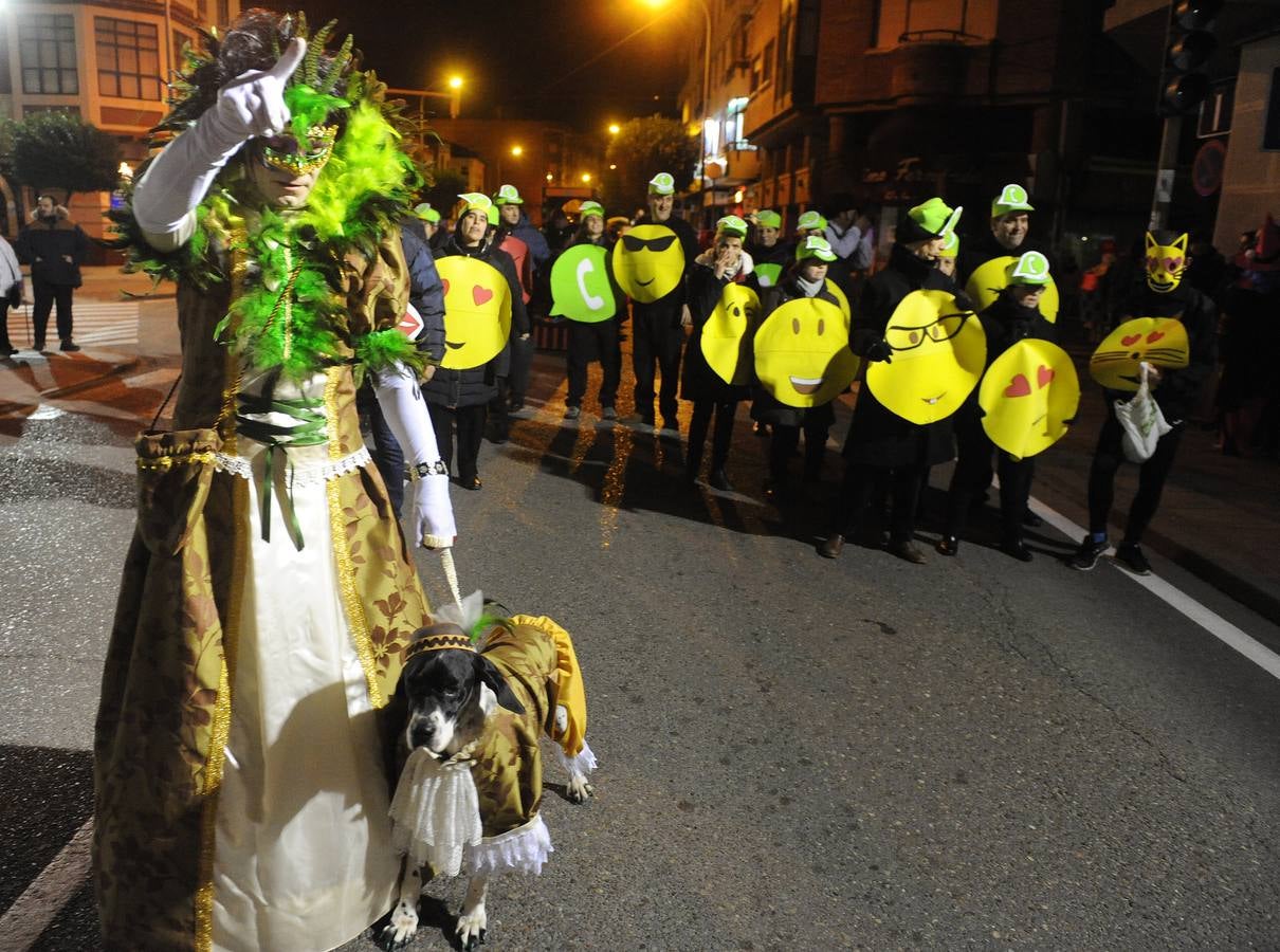 Desfile de Carnaval por las calles de Medina del Campo