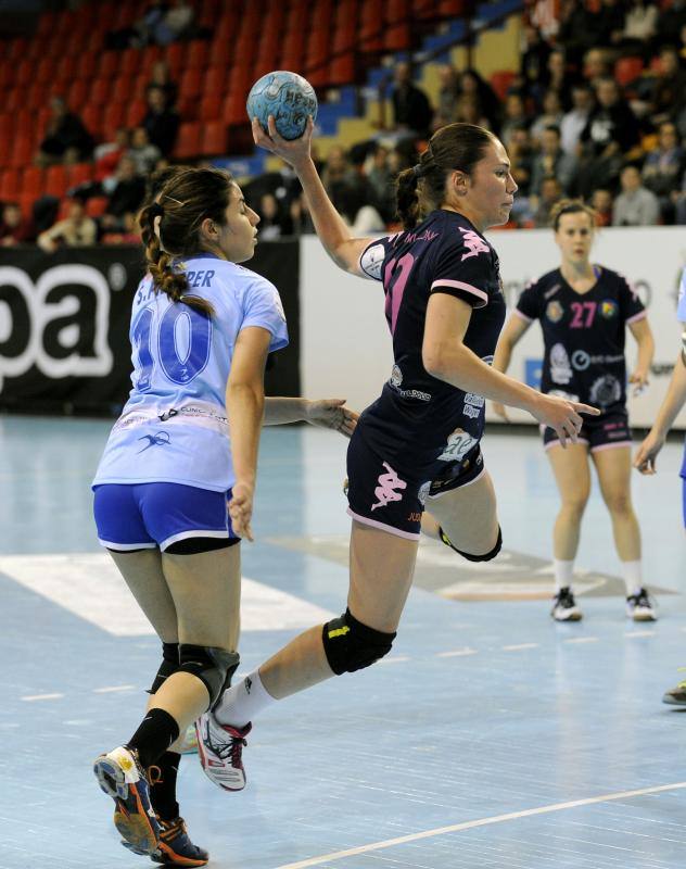 Aula Cultural-Canyamelar en el Polideportivo Huerta del Rey (Valladolid)