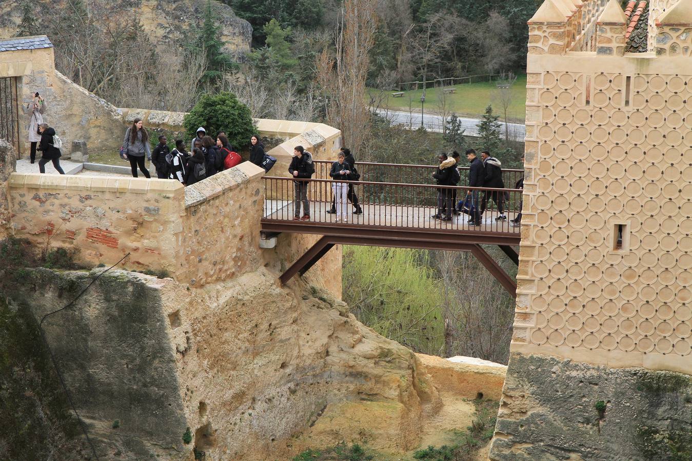 Un simulacro en el Alcázar de Segovia recuerda el incendio que destruyó la fortaleza en 1862