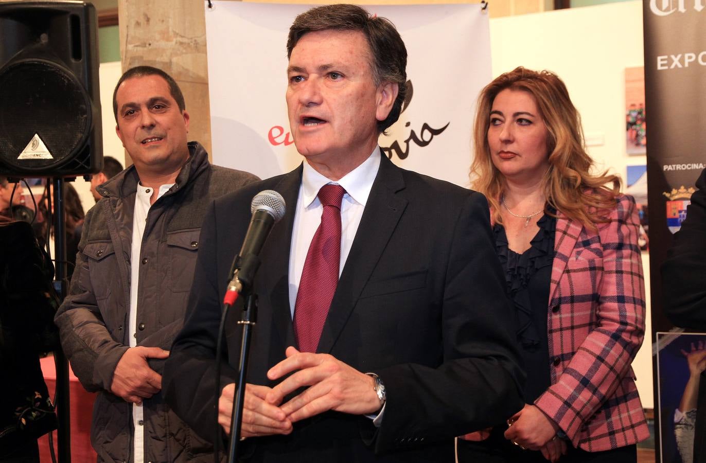 Segovia inaugura la exposición &#039;Un año en imágenes 2016&#039;, de El Norte de Castilla