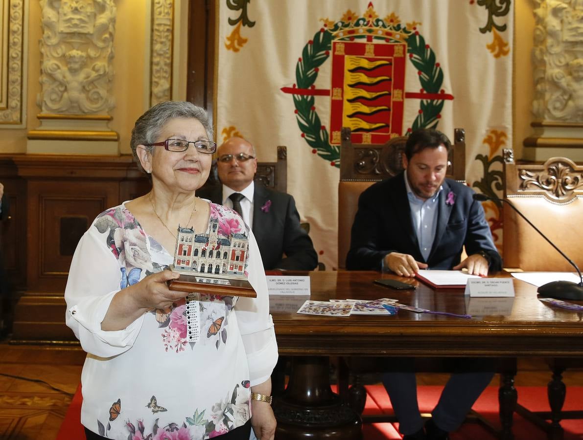 Lectura del manifiesto del Día Internacional de la Mujer en el Ayuntamiento de Valladolid