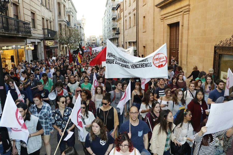 Manifestación en Salamanca por la derogación de la Lomce