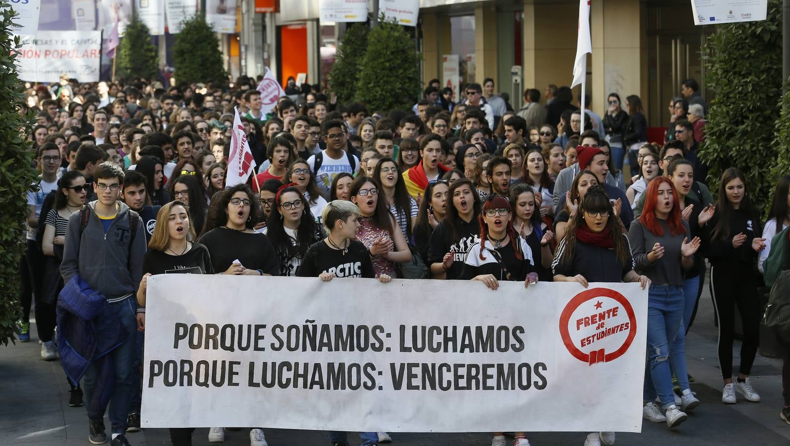 Los estudiantes vallisoletanos salen a la calle