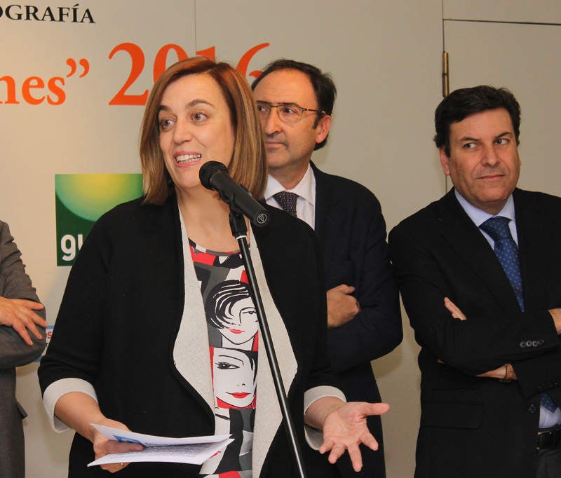 Inauguración de la exposición &#039;Un año en imágenes 2016&#039; de Palencia (1/2)