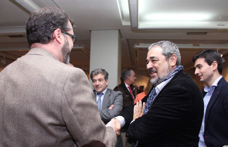 Inauguración de la exposición &#039;Un año en imágenes 2016&#039; de Palencia (1/2)