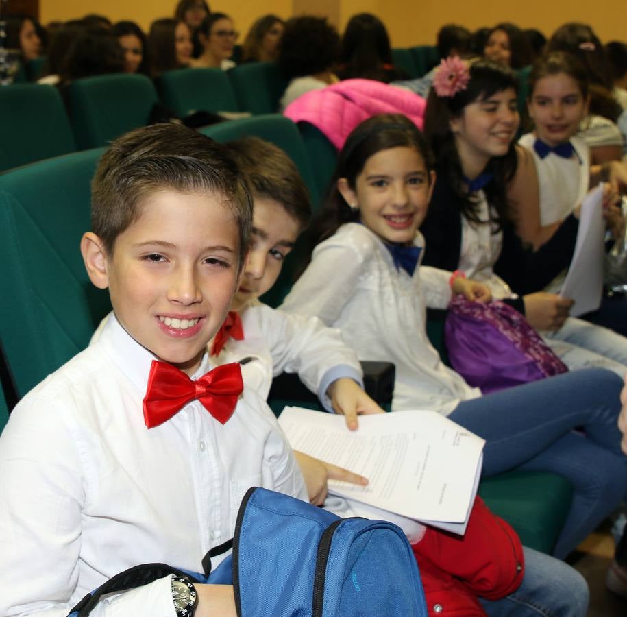 Semifinal del primer Certamen de Lectura en Público celebrada en Segovia