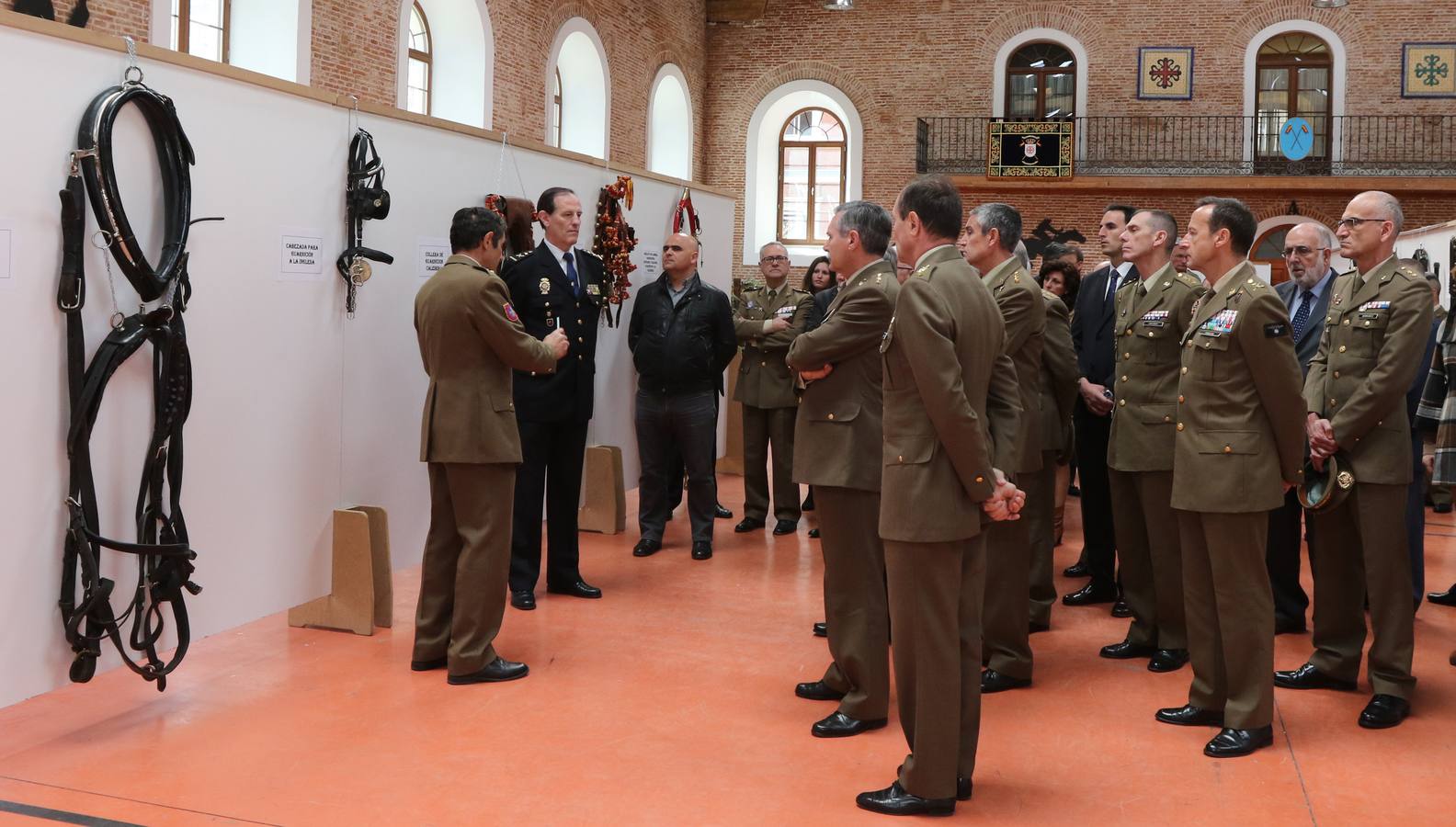 Homenaje al caballo en la Academia de Caballería de Valladolid
