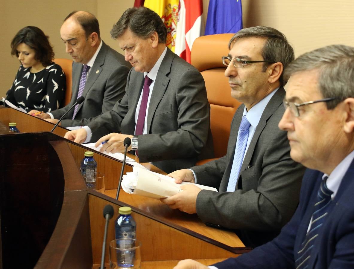 Pleno en la Diputación de Segovia