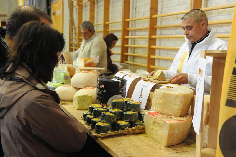 Feria del Queso de Serrada