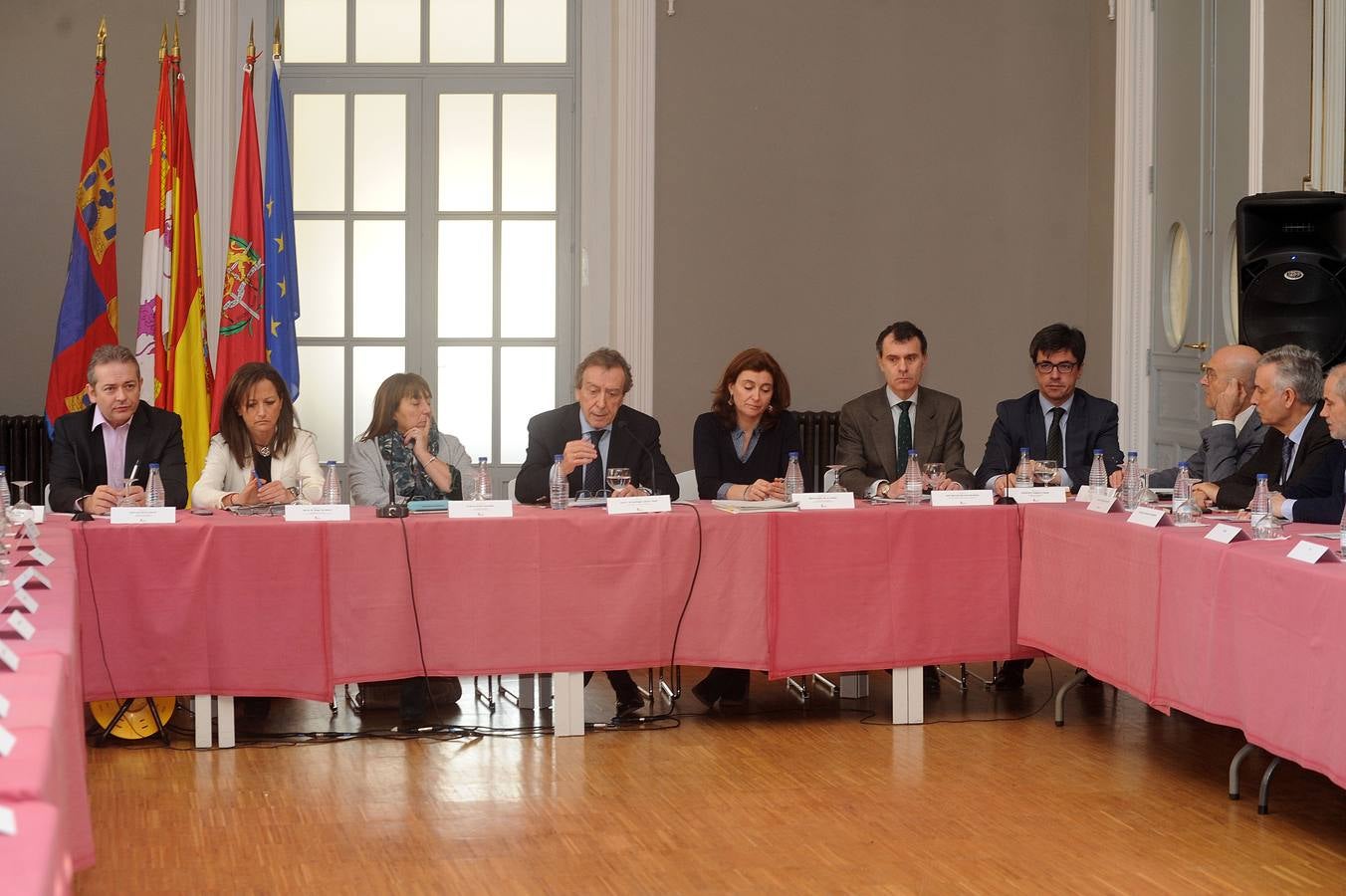 José Antonio de Santiago-Juárez preside en Medina de Rioseco el Consejo de Dirección Abierto
