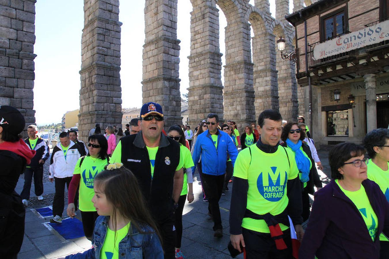 Marcha cofrade en Segovia