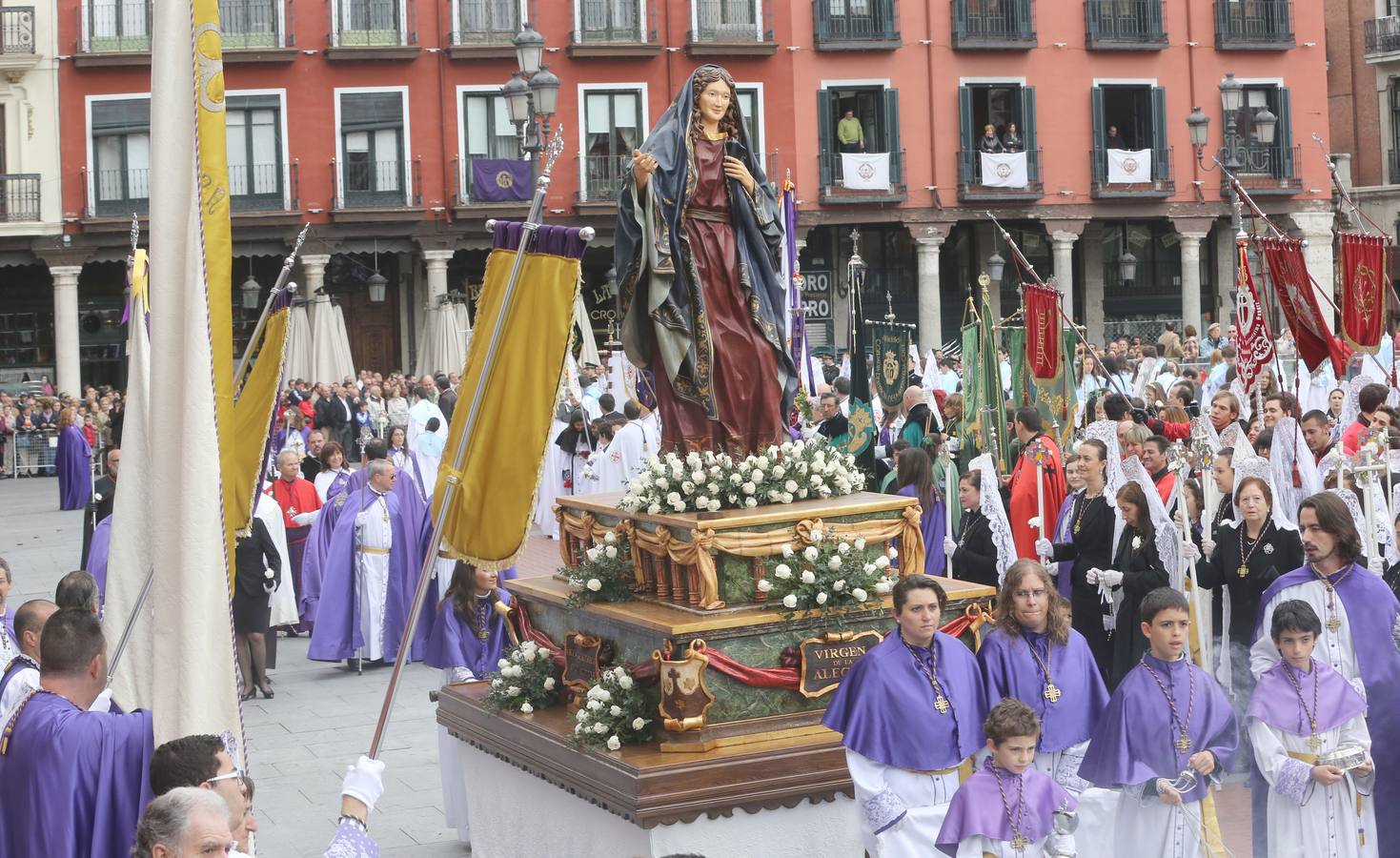 Cofradía del Santo Sepulcro y Santísimo Cristo del Consuelo de Valladolid