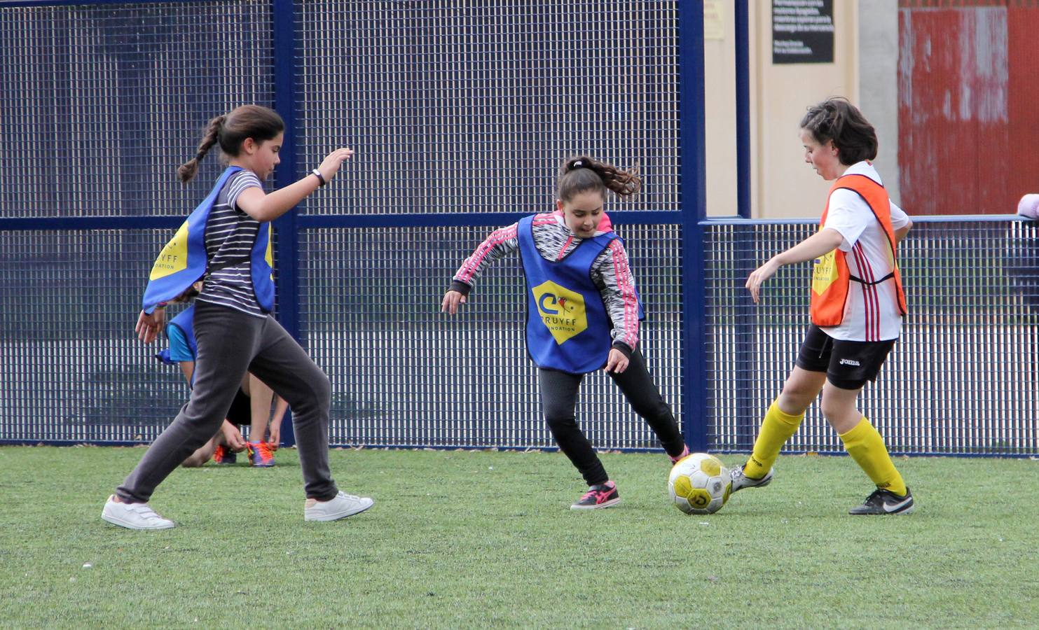 Finales masculinas y femeninas del Torneo Cruyff Court de Palencia