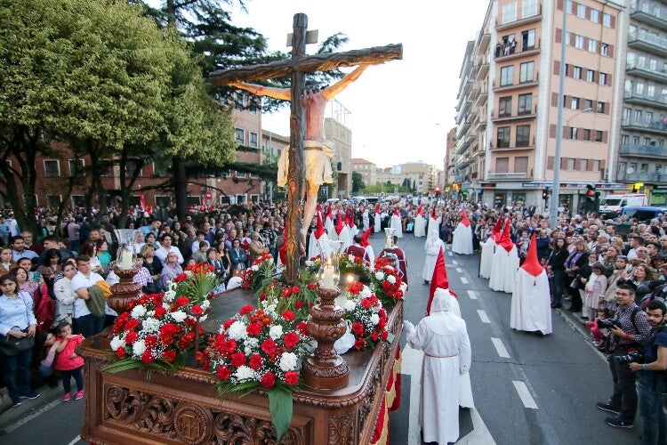 Procesión de Nuestro Padre Jesús del Perdón y acto de indulto al preso en Salamanca