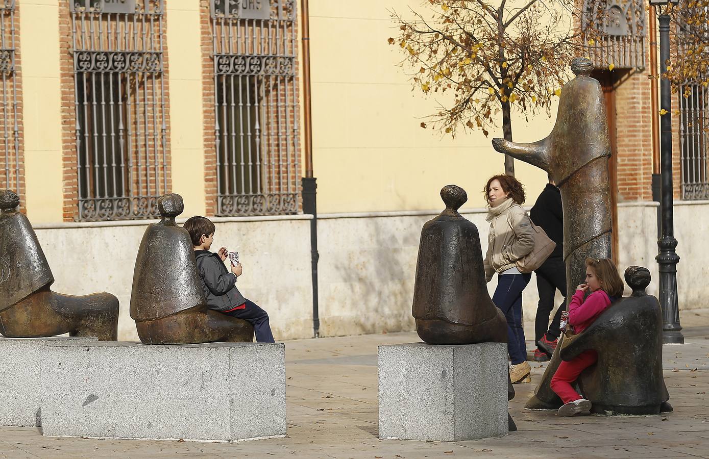 Monumento a la Universidad.