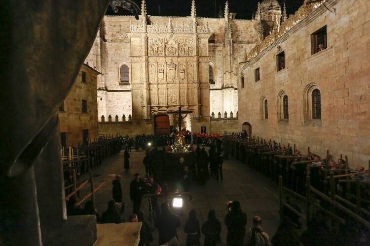 Procesión del Silencio de la Hermandad Universitaria de Salamanca