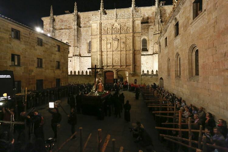 Procesión del Silencio de la Hermandad Universitaria de Salamanca