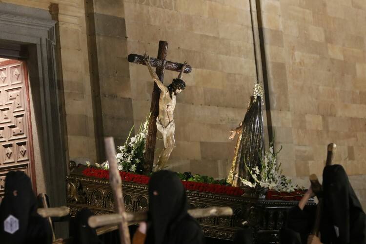 Procesión del Silencio de la Hermandad Universitaria de Salamanca